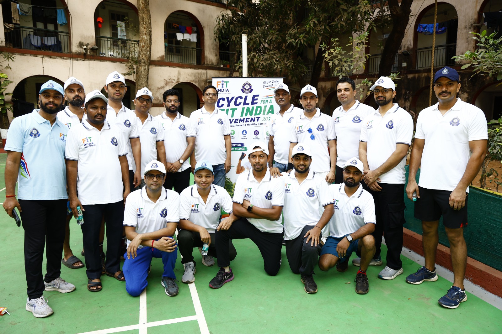 Cyclists participating in a Sundays on Cycle Fit India event